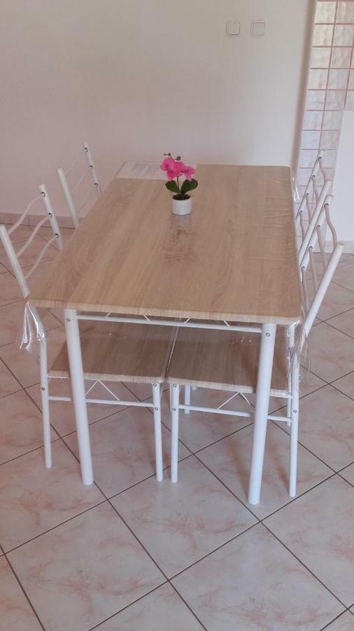 באניולה Apartman Lana מראה חיצוני תמונה