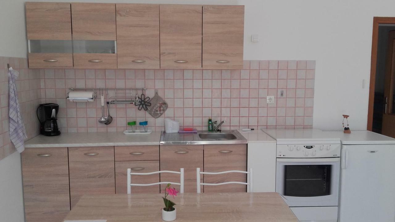 באניולה Apartman Lana מראה חיצוני תמונה